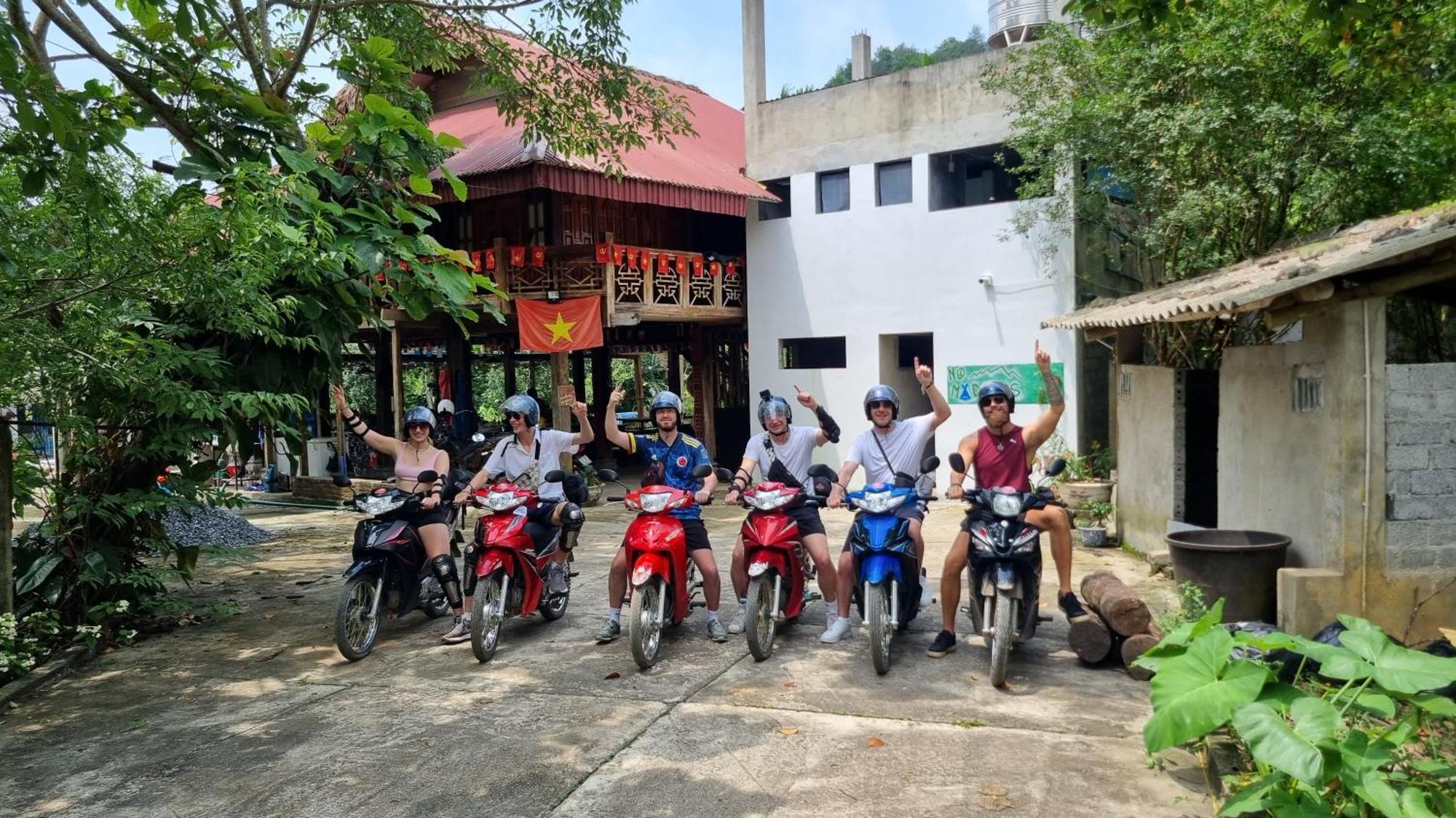 NoMadders Ha Giang Hostel Ngoại thất bức ảnh